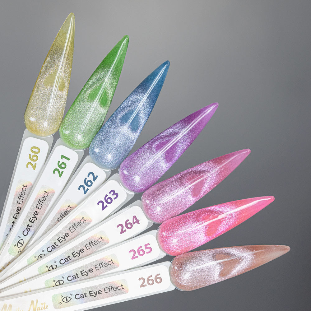 cat-eye-crystal_water_voorbeeld-easy-nails
