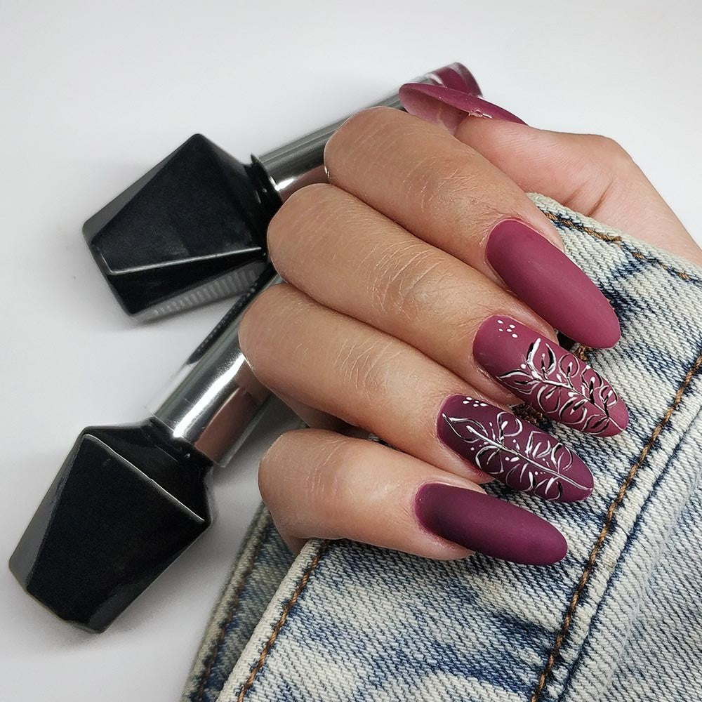 Gellak_Plum_Purple_P7 2. Easy Nails